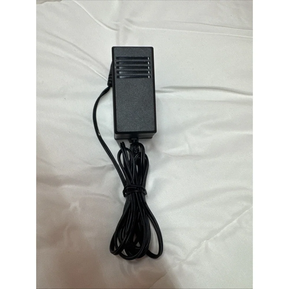 Challenger Cable Sales AC Adapter PS-2.1-12-2-WTM1 12V 2.0A Power Supply